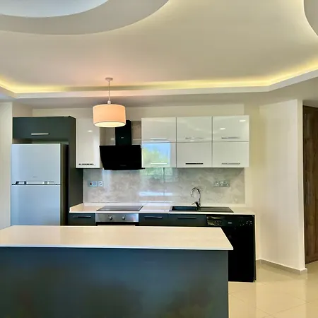 House With Views *